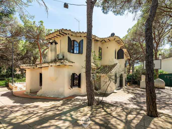 Others 4, Villa Paolina, Cagliari
