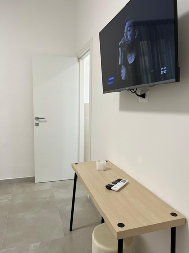 Others 4, Central Apartment, Matera