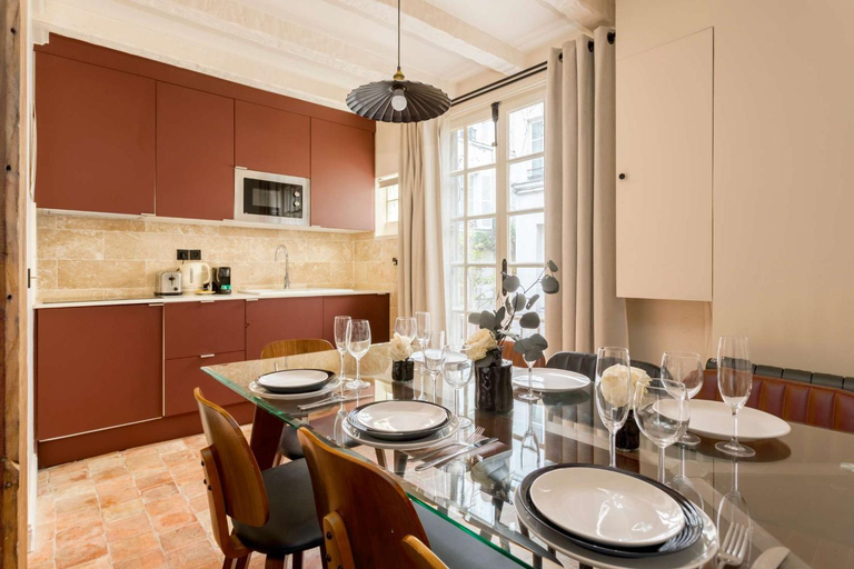 Others 5, Superb Ac apartment in the heart of the Marais, Paris