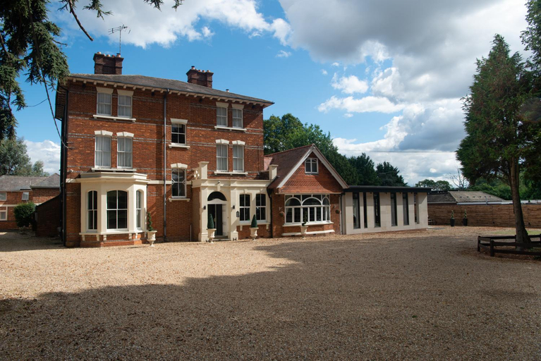 Exterior & Views 1, Steventon House Hotel, Oxfordshire