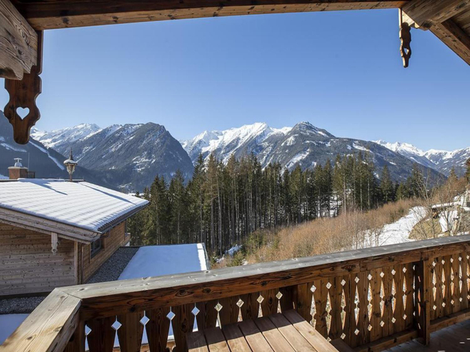 Surrounding environment 3, Chalet with shared swimming pool, Zell am See