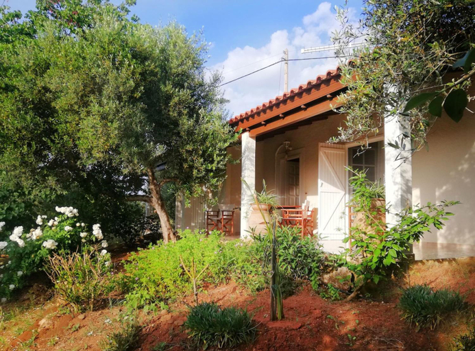 2, Agrilis Cottage near the beach, Peloponnese