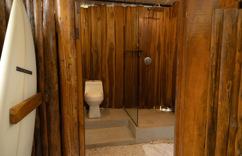 Bathroom 3, Zeneidas Surf Garden, Puntarenas