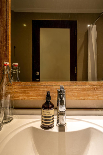 Bathroom, Canggu Shortcut Stay - Walk to Beach, Finns, Atlas, Badung