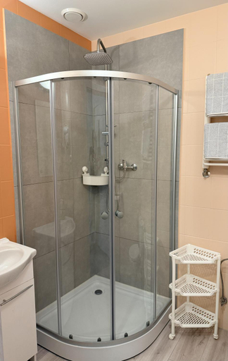 Bathroom 3, Pokoje Goscinne Stawiguda, Olsztyn