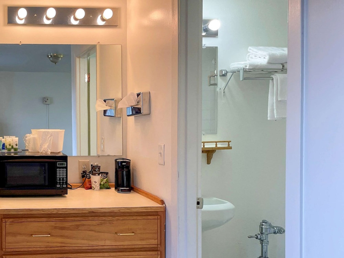 Bathroom 4, Rodeway Inn and Suites Omak Okanogan, Okanogan