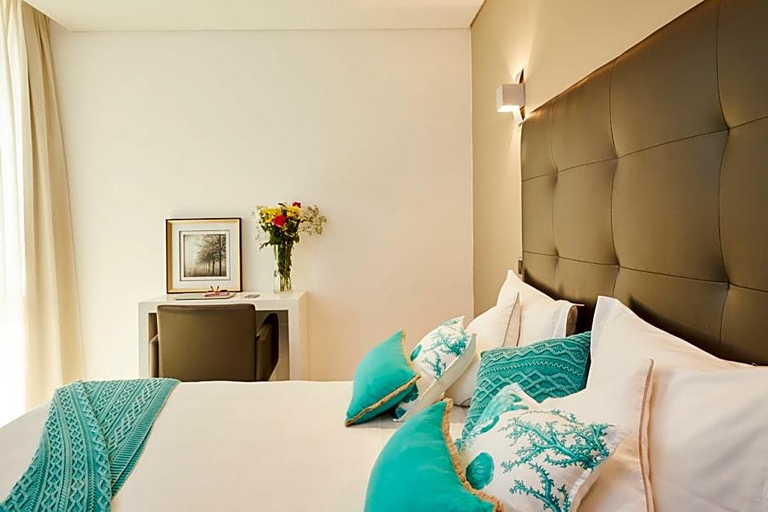 Bedroom 3, RK Suite Hotel, Ingombota