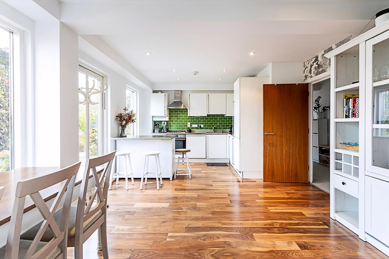 Others 5, 3 Bed Luxury Penthouse in Shoreditch, London
