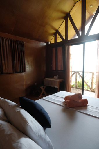 Bedroom 2, Cocovana Beach Resort, Busuanga