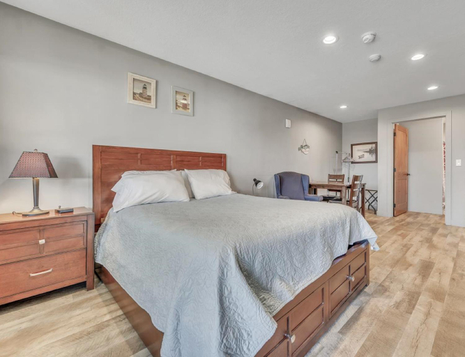 Bedroom 3, Big Spirit Resort, Dickinson