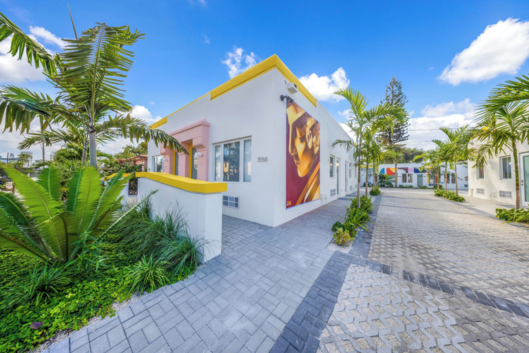 Exterior 5, El Jardin Inn, Miami-Dade