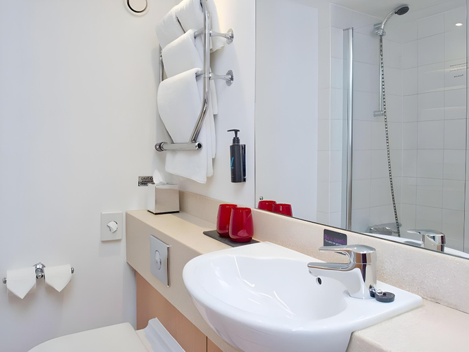 Bathroom 4, Village Hotel Manchester Hyde, Tameside