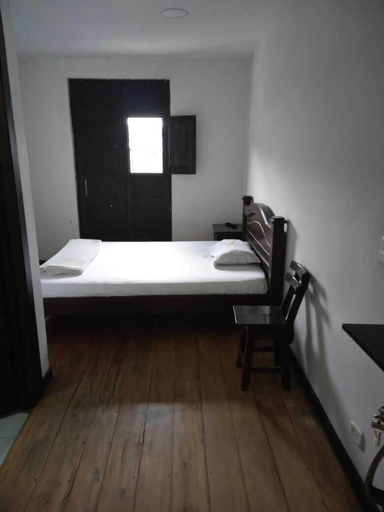 Room 3, Hotel Tequendama, Villamaría