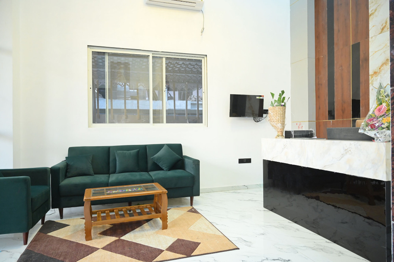Reception 5, Hotel City Center Executive Magarpatta, Pune