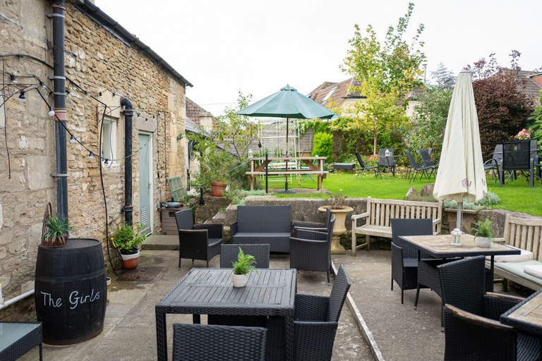 Food & Drinks 4, The George at Woolley, Wiltshire
