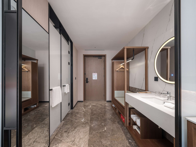 Bathroom 4, Hilton Garden Inn Taiyuan Binhe, Taiyuan