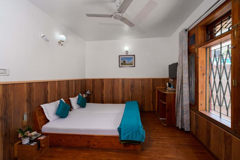 Bedroom 2, Hotel Kullu Valley - A River Facing Boutique Hotel, Kullu