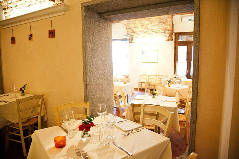Food & Drinks 3, Osteria Senza Fretta Rooms for Rent, Cuneo