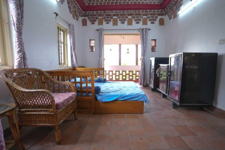Bedroom 2, Urban Tripper Aamar Bari Homestay by Arindam, Birbhum