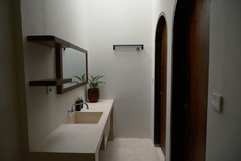 Bathroom 3, Avaya Boutique Hostel Bali, Badung
