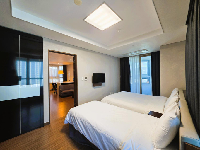 Bedroom 2, WResidenceHotelHaeundae, Haeundae