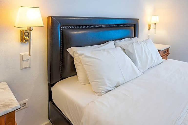 Bedroom 3, Mediterranean White Hotel, South Aegean