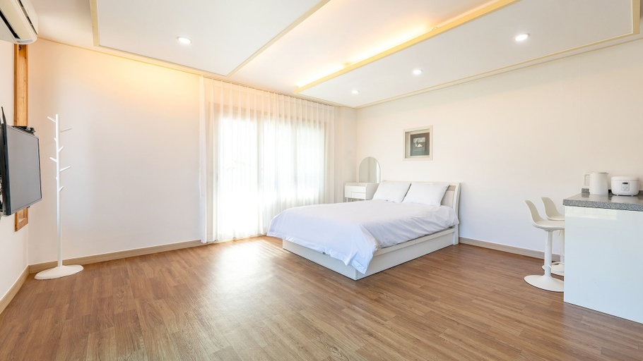 Bedroom 2, Ganghwa Hanabi Pension, Ganghwa