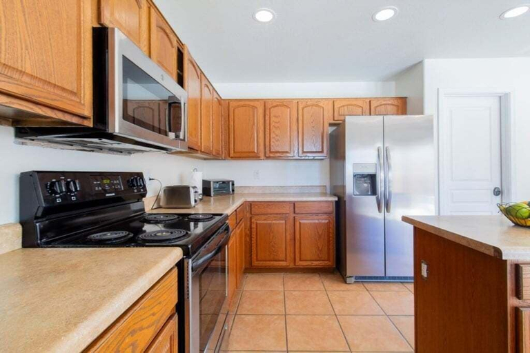 Private kitchen 3, Casa Desert Willow - Stayshores 5 Bedroom Home, Pinal