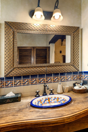 Bathroom 4, Casa Faustina Boutique Hotel, Antigua Guatemala