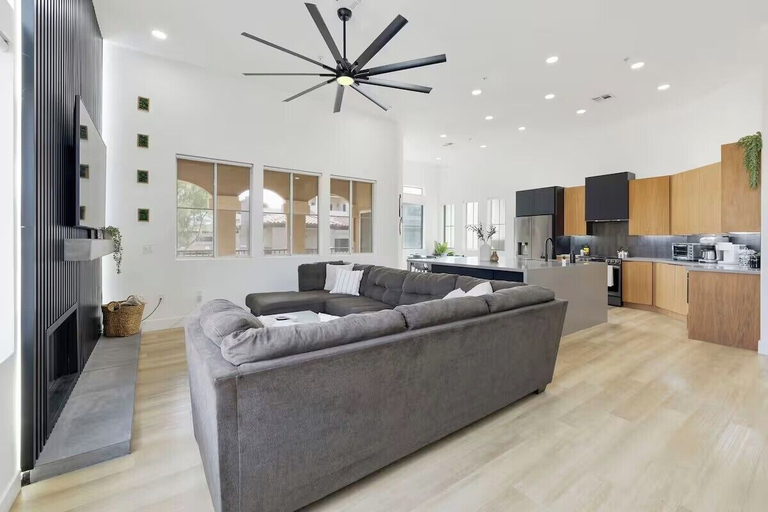 Living area 5, The Ultimate Golfer's Paradise, Maricopa