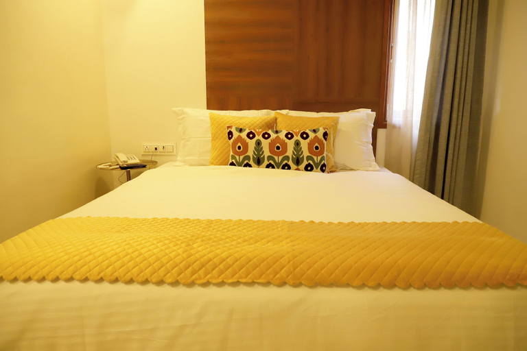 Room 2, Hotel Hinduja Empire, Surat