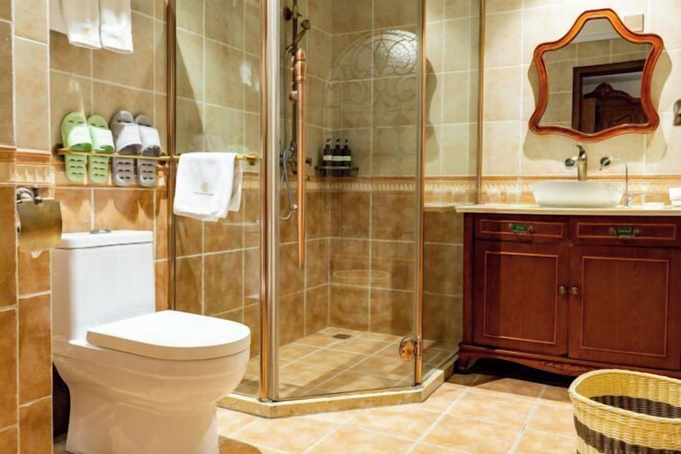 Bathroom 4, The Brilliant House, Chengdu