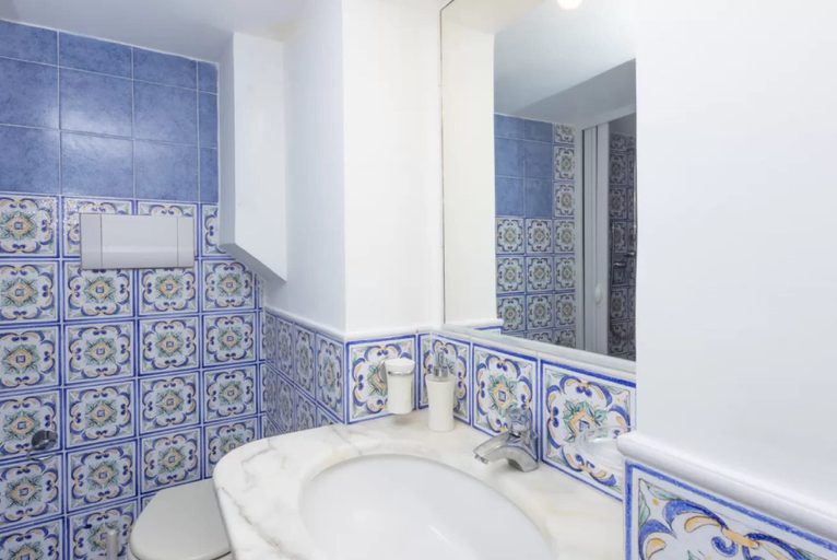 Bathroom 2, Brezza Marina-Authentic Sorrento Flat By The Beach, Napoli