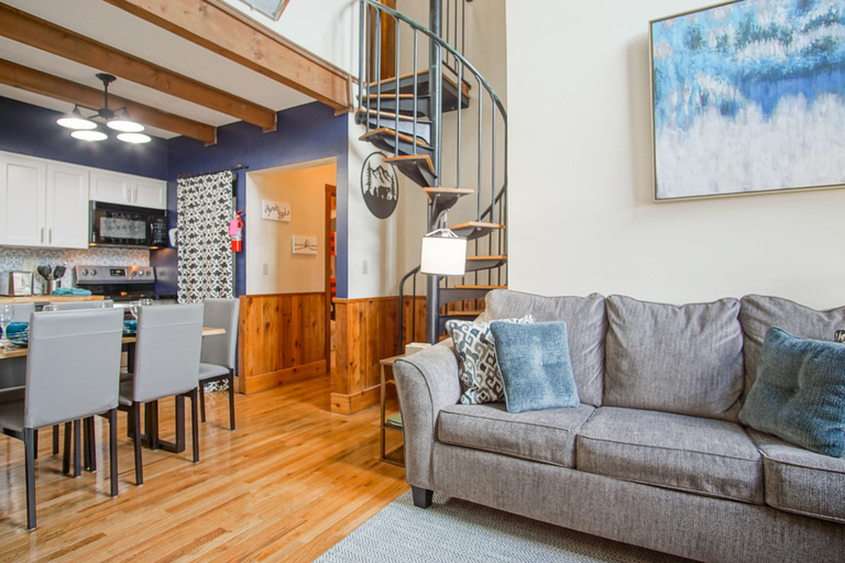 Living area 5, Whistlepunk 44 - 1 Bedroom With Loft, Slopeside Complex, Pocahontas