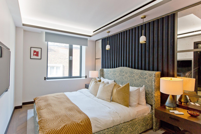 Bedroom 2, 2-bed Superior Apt 312, London
