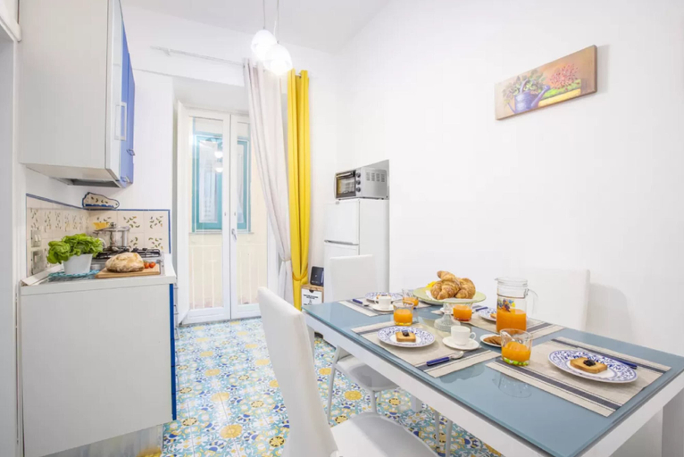 Exterior, Brezza Marina-Authentic Sorrento Flat By The Beach, Napoli