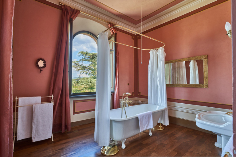 Room 5, Villa Camelia by Elite Villas, Siena