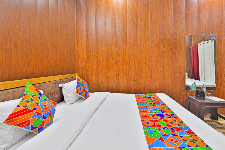 Bedroom 2, FabHotel Shree Ram Aadhar, Faizabad