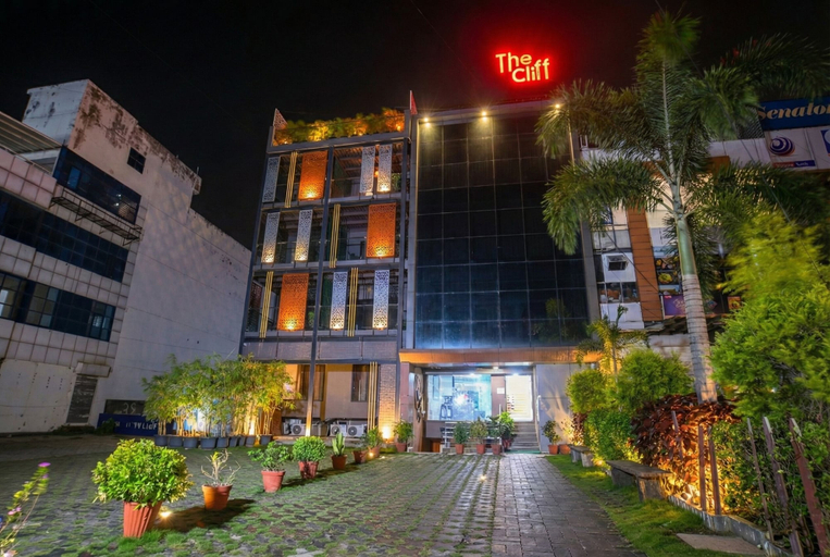 Front of property 2, The Cliff Hotel, Indore