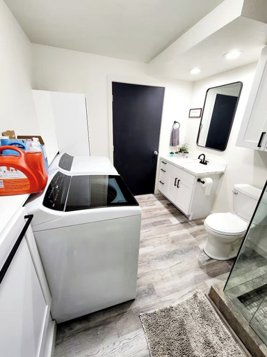 Bathroom 3, Quiet hideaway - Private entrance, Snohomish