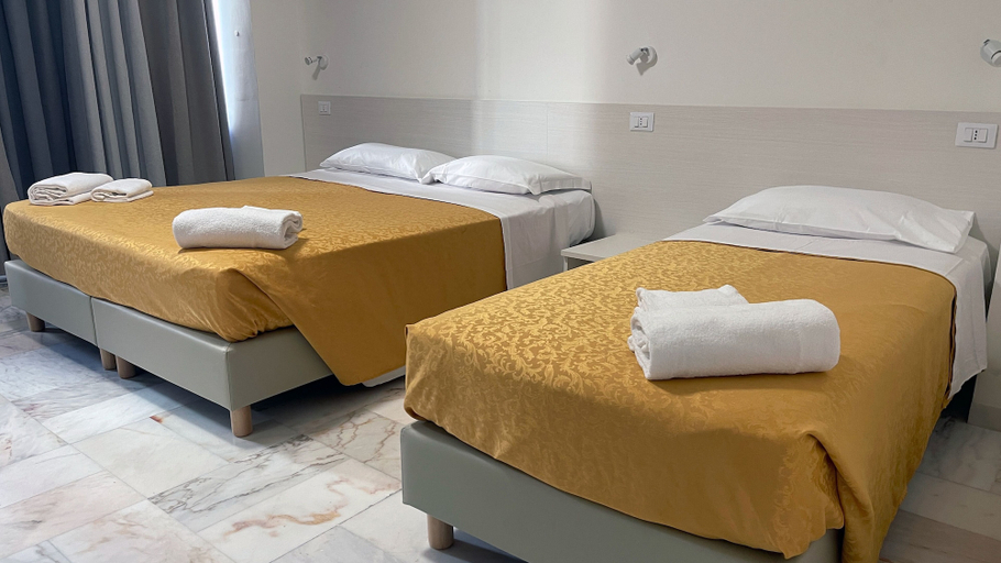 Room 2, M9 REST HOUSE VENICE, Venezia