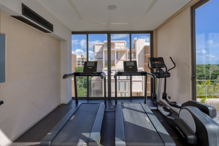 Gym 5, Corasol, Relaxed Stay with Terrace & Full Amenities, Cozumel