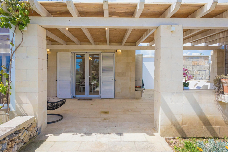 Property entrance, Villa La Reimunda, Lecce