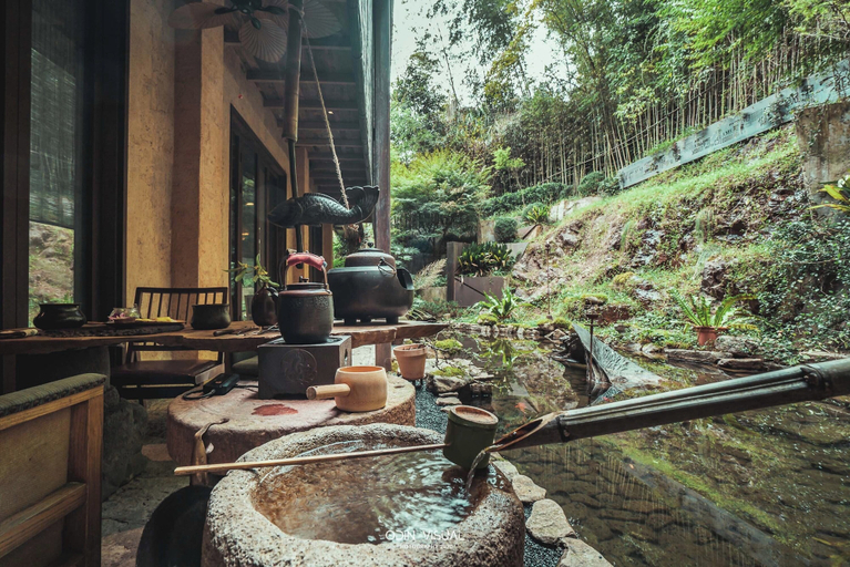 Interior detail 5, Jinglu Lanshan Inn, Hangzhou