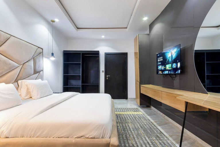 Room 3, De Leo Apartment, Enugu East