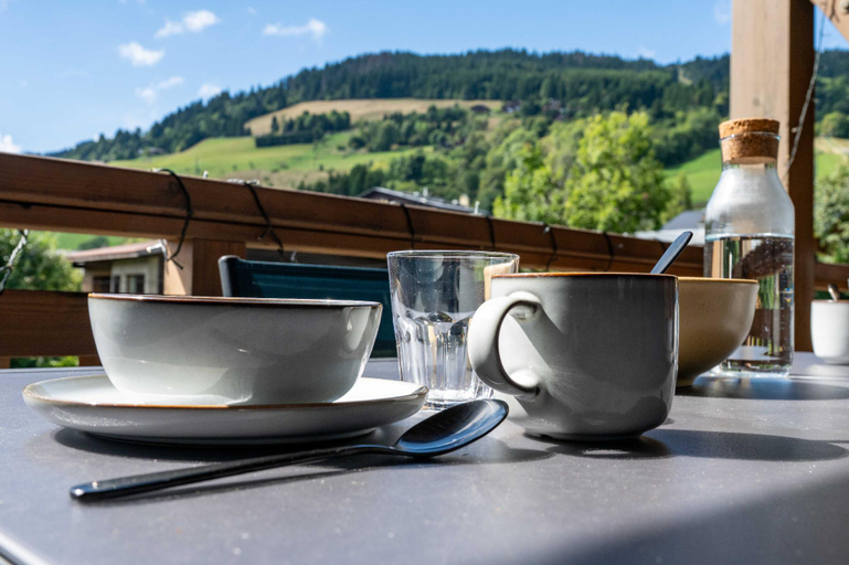 5, 1BDR/4P apartment with balcony and parking- Megève, Haute-Savoie