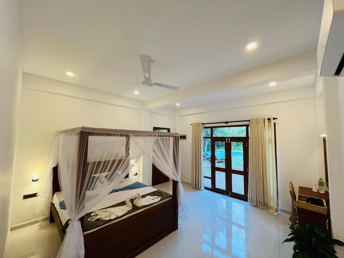 Bedroom 2, Chitra Ayurveda Hotel, Bentota