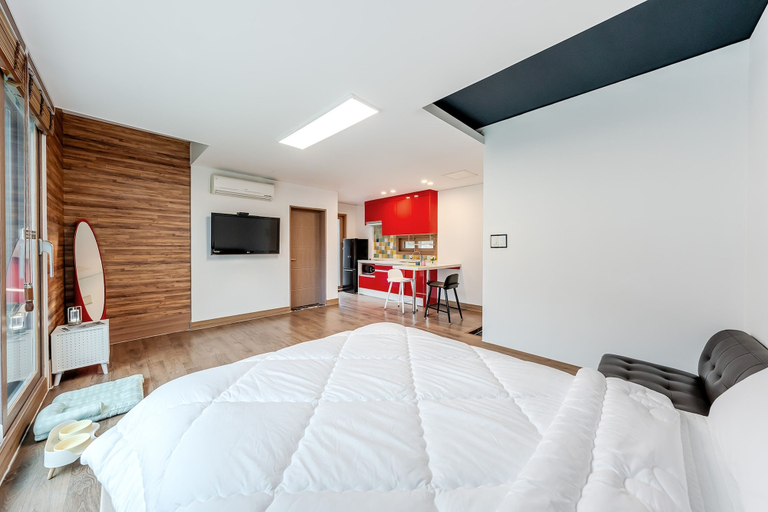 Room 2, Gapyeong Meongstay Pension, Gapyeong