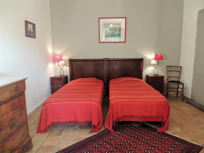 Bedroom 2, chenesverts-bucaille.com, Vaucluse