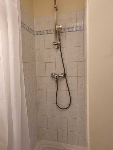 Bathroom 4, Résidence hôtelière ERASMUS, Hauts-de-Seine